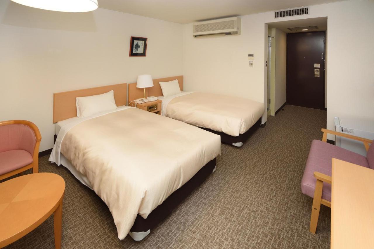 Hotel Route Tsukuba Buitenkant foto